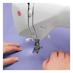 Maszyna do szycia Singer C5205 GY