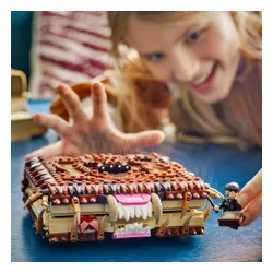 LEGO Klocki Harry Potter 76449 Potworna księga potworów z zębami