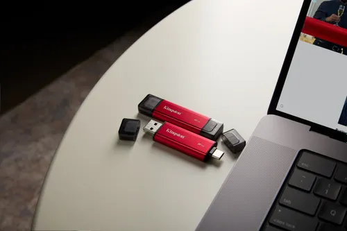 Dysk KINGSTON Dual Portable 2TB SSD