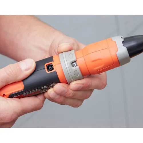 Отвертка BlackDecker BCF603C