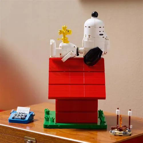 LEGO Ideas 21368 Fistaszki: Buda Snoopy’ego, zestaw klocków 18+