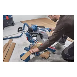 Pilarka ukosowa BOSCH Professional GCM 340-305 D​