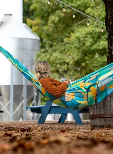 Hamak turystyczny ENO DoubleNest Print Hammock - boulder/melon