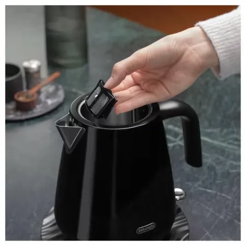 Электрический чайник DeLonghi Eclettica KBY2001.BK чёрный