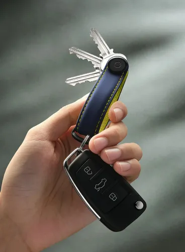 Skórzane etui na klucze Orbitkey Key Organiser Matte Leather - cyber