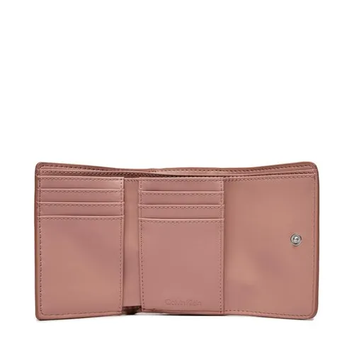 Маленький женский кошелек Calvin Klein CK Must Trifold Sm_Epi Mono K60k611439 Ash Rose Mono VB8