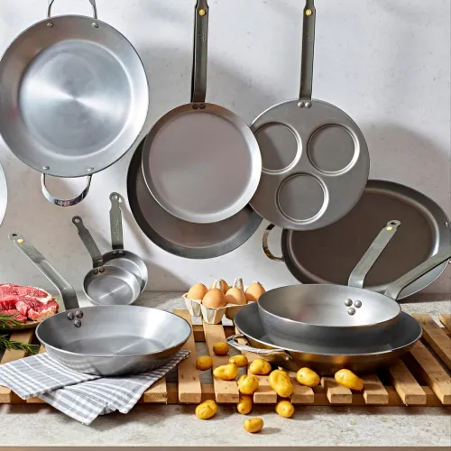 DE BUYER Mineral B Element 26 cm - patelnia do jajek sadzonych stalowa