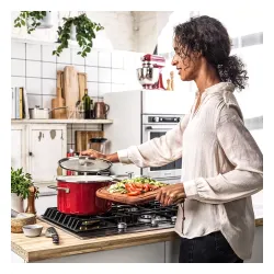 KITCHENAID Steel Core Enamel 3,7 l czerwony - garnek emaliowany z pokrywką