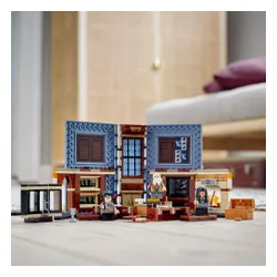 LEGO Harry Potter Chwile z Hogwartu: zajęcia z zaklęć i uroków 76385