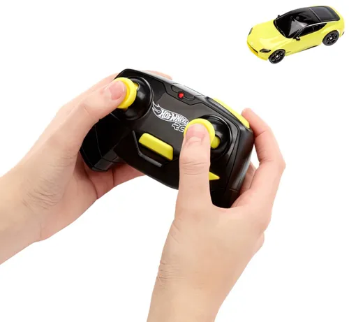 Samochód zdalnie sterowany Hot Wheels Nissan HTP16