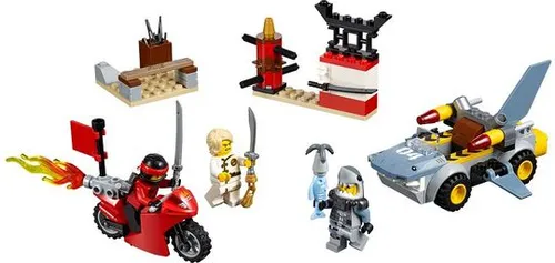 Lego Juniors Ninjago köpekbalığı Saldırısı (10739)