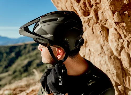 Kask rowerowy LAZER Impala KinetiCore Czarny MTB z możliwością zamontowania lampki (rozmiar S)