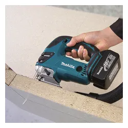 Wyrzynarka Makita DJV180ZX