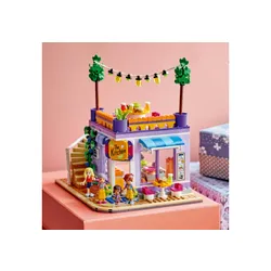 LEGO Friends 41747 Hartlake'de yemek odası