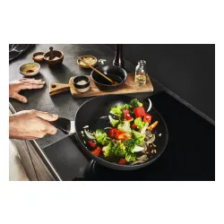Patelnia Tefal Unlimited G2551972 Indukcja Tytanowa 28cm