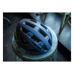 Kask rowerowy LAZER Tonic Kineticore Granatowo-czarny Szosowy (rozmiar L)