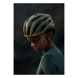 Kask rowerowy MET Trenta MIPS Wander savanna matt - L