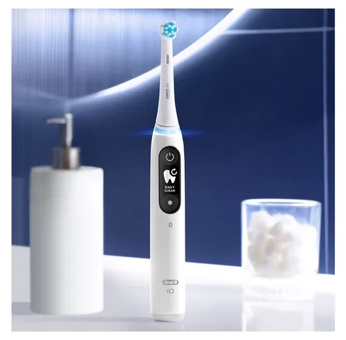 Электрическая зубная щетка Oral-B iO6 White