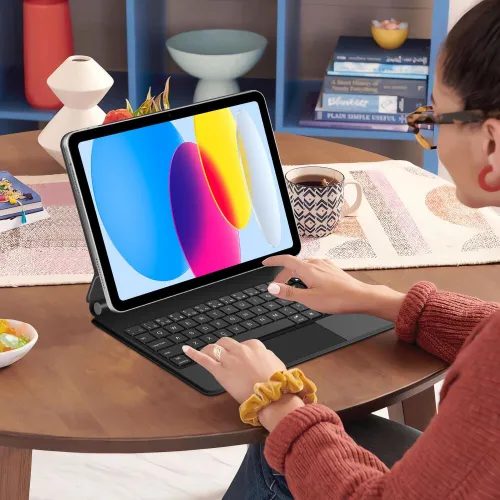 Etui na iPad TECH-PROTECT SmartCase Magnetic + Keyboard Czarny Klawiatura