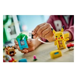 LEGO 72155 Pokémon SMART Play Bulbasaur i Bidoof z krzewem jagody