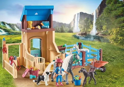 Playmobil Набор фигурок лошадей 71353 Амелия и Шепот с конюшней