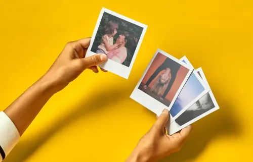 Polaroid Dijital Kamera Şimdi Beyaz Beyaz