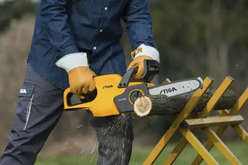 Piła łańcuchowa akumulatorowa STIGA CS 20V 100e 4Ah