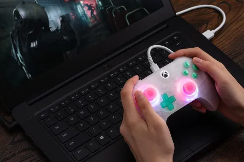 Pad 8BitDo Ultimate Mini Wired Controller do Xbox, PC Przewodowy Różowy
