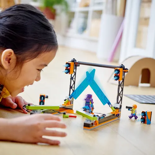 LEGO City Wyzwanie kaskaderskie: ostrze 60340