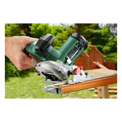 Дисковая пила Аккумуляторная Bosch UniversalCirc 12 1x2.5Ah