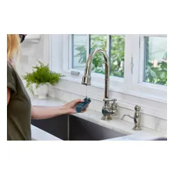 Parownica do ubrań (Steamer) TEFAL Pure Pop DT2020E1 Niebieski