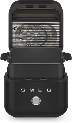 Air Fryer Frytkownica beztłuszczowa SMEG AFC01BLMEU 7l z okienkiem do obserwacji postępów gotowania