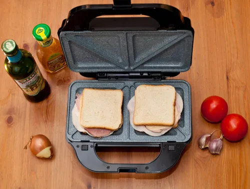 Opiekacz 3 w 1 Gofrownica Toster, Grill, Berlinger MAX2100W, marmurkowe płytki