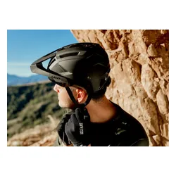 Kask rowerowy LAZER Impala KinetiCore Czarny MTB z możliwością zamontowania lampki (rozmiar S)