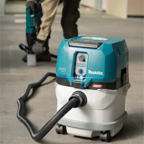 Пылесос Makita XGT VC004GLZ01 (без аккумулятора и зарядного устройства)