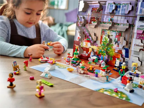 Конструктор Lego Friends календарь приключений (41690)