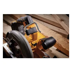 Pilarka tarczowa DeWalt DCS573NT