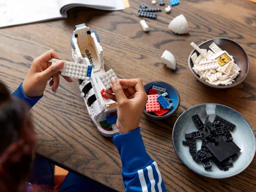 Конструктор Lego Icons 10282 But Adidas Superstar