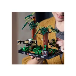 LEGO Star Wars Diorama: Endor yarışçısının peşinde 75353