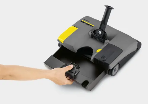 Электрическая щетка Karcher EB 30/1 Li-Ion съемный аккумулятор