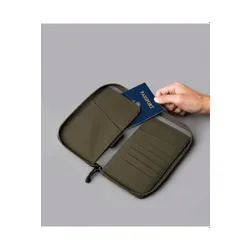Кошелек Alpaka Zip Passport, армейский зеленый