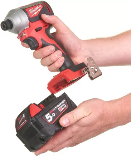 Darbe vidası mı? " Milwaukee M18 BLID2-502X