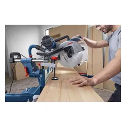 Pilarka ukosowa BOSCH Professional GCM 340-305 D​