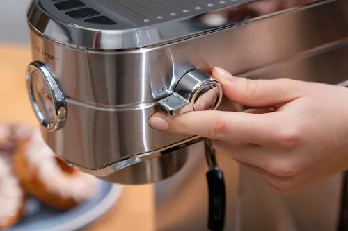 Ekspres GÖTZE & JENSEN ECM700 z modułem do kapsułek Dolce Gusto