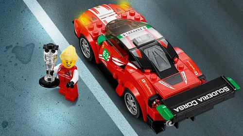 Конструктор Lego Speed Champions Ferrari 488 GT3 „Scuderia Corsa” (75886)