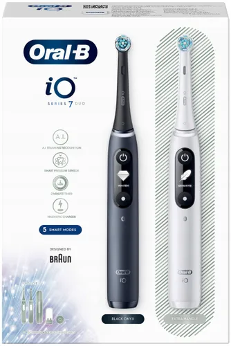 Электрические зубные щетки Oral-B iO 7 2 шт.