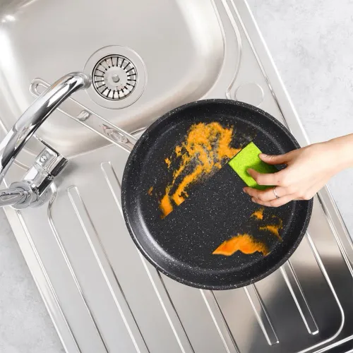 Patelnia nieprzywierająca 28 cm