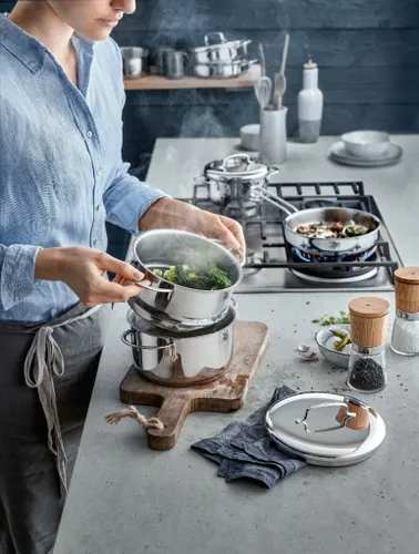 Garnek WMF Mini 07.1683.6040 1.5L