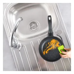 Patelnia granitowa nieprzywierająca GRANDE ONE CZARNA 20 cm