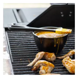 LODGE 0,45 l - rondel żeliwny z pędzelkiem